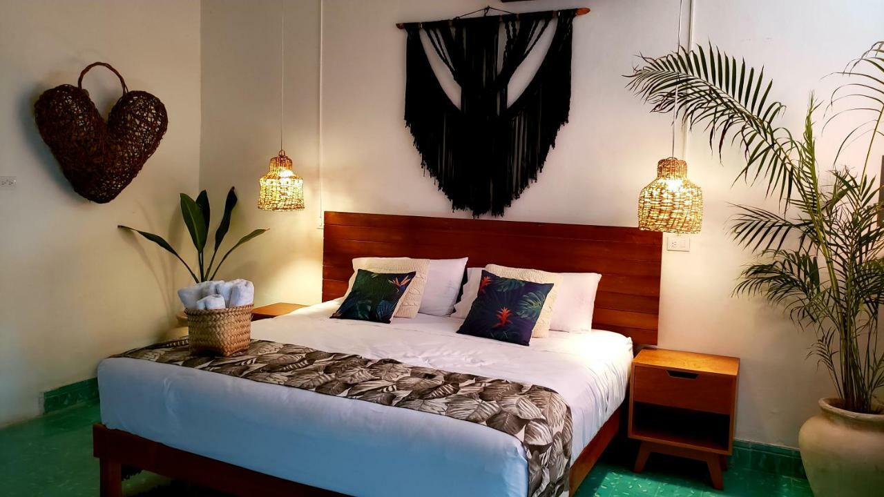 Casa Baeza Apartament, The Location, 70mts From The Sea